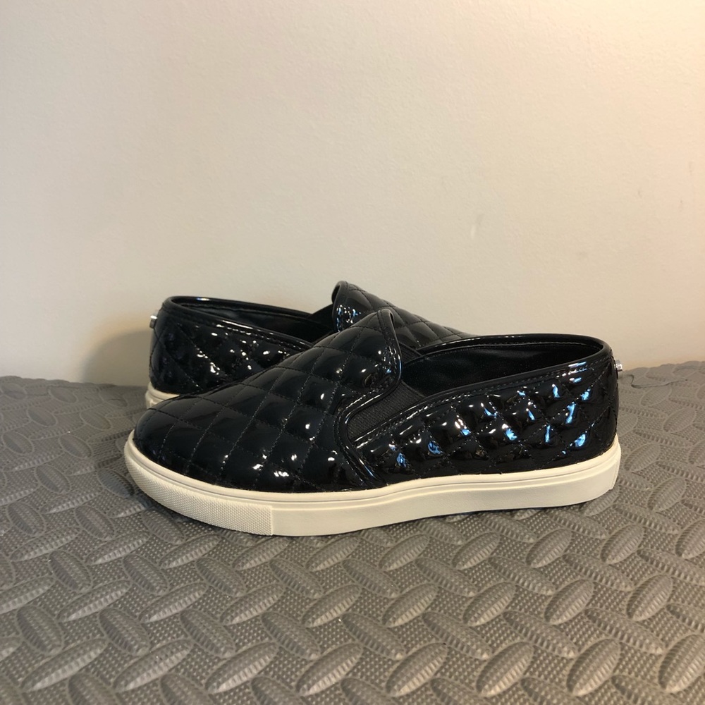 Steve Madden black ecentrcq sneaker Women’s 7.5